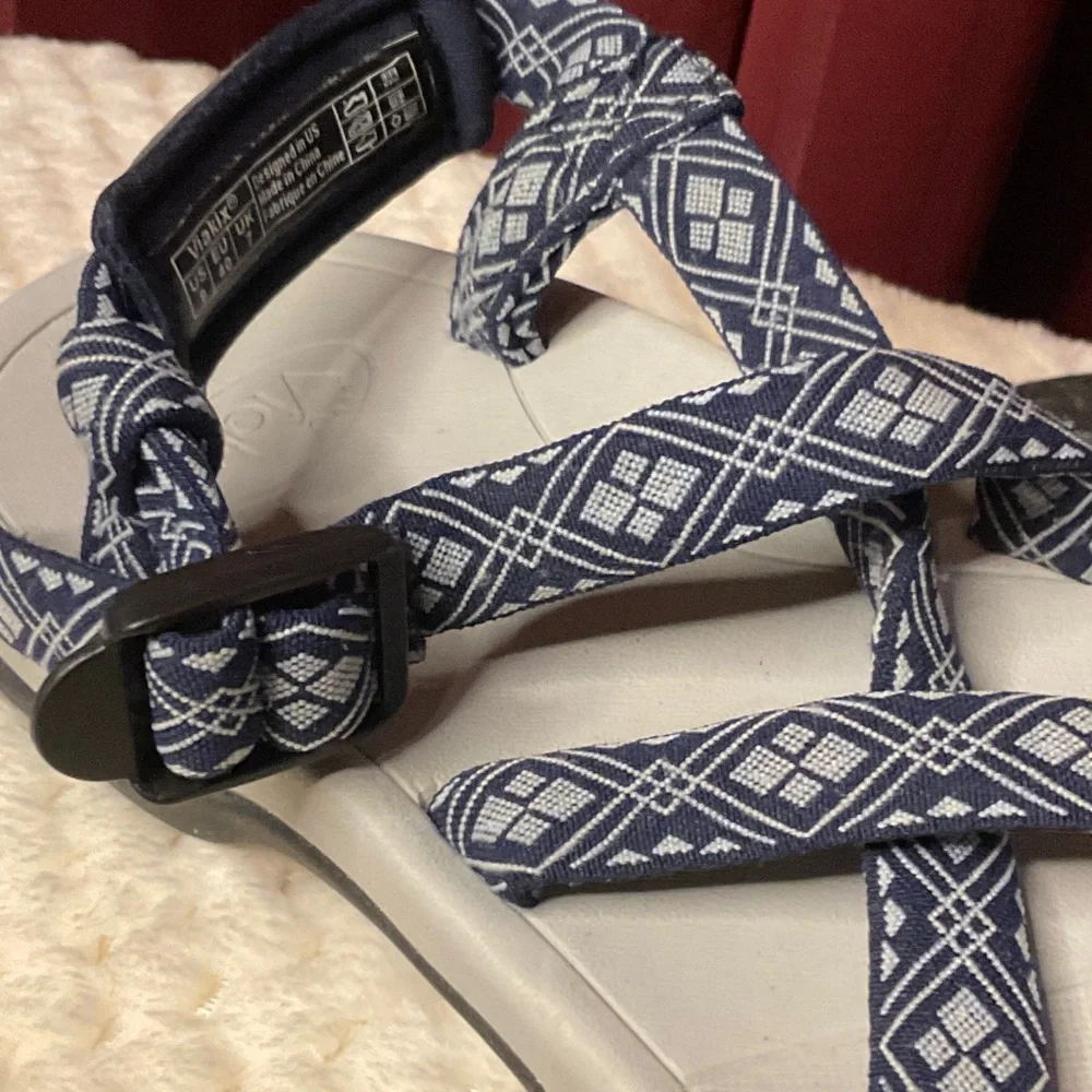 Viakix Navy Patterned Strap Sandals with Gray Footbed sz 9
